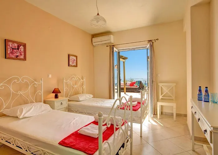 Villa Chrissos By Lurdáta